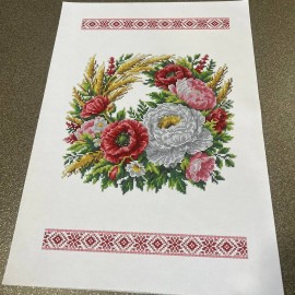 Рушник з великими квітами і колосками